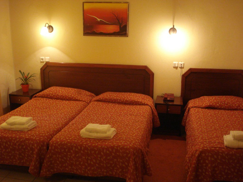 เธียโตร โฮเต็ล โอดิสซิออน Hotel กาลัมปากา ภายนอก รูปภาพ