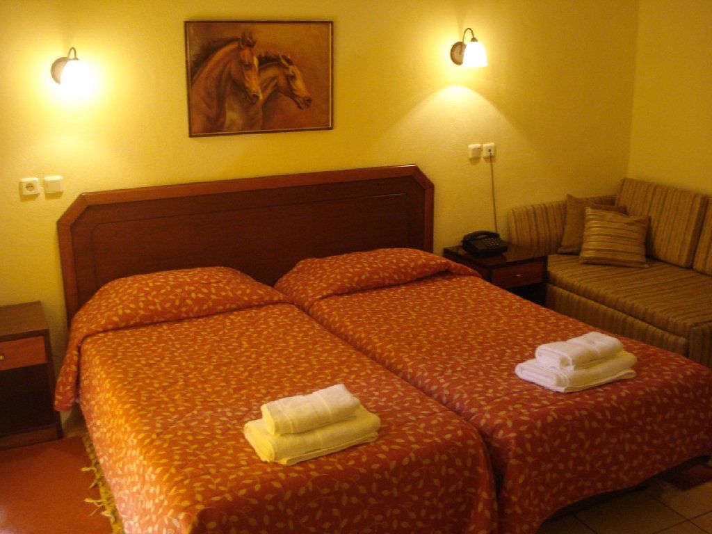 เธียโตร โฮเต็ล โอดิสซิออน Hotel กาลัมปากา ภายนอก รูปภาพ